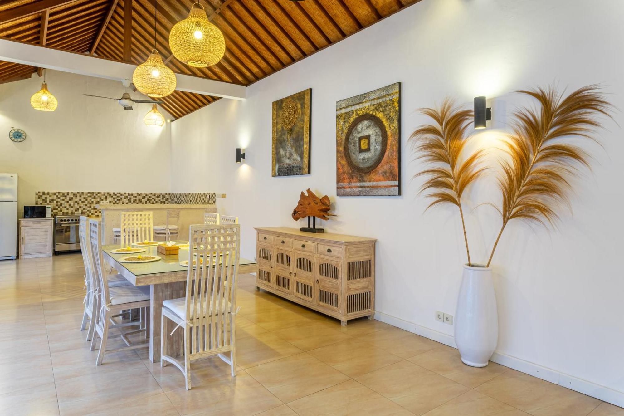 Villa Mangga 2 Seminiak *